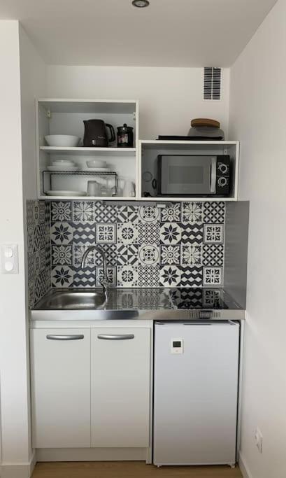 Studio - Balcon - Bord De Mer Курсёль-сюр-Мер Экстерьер фото